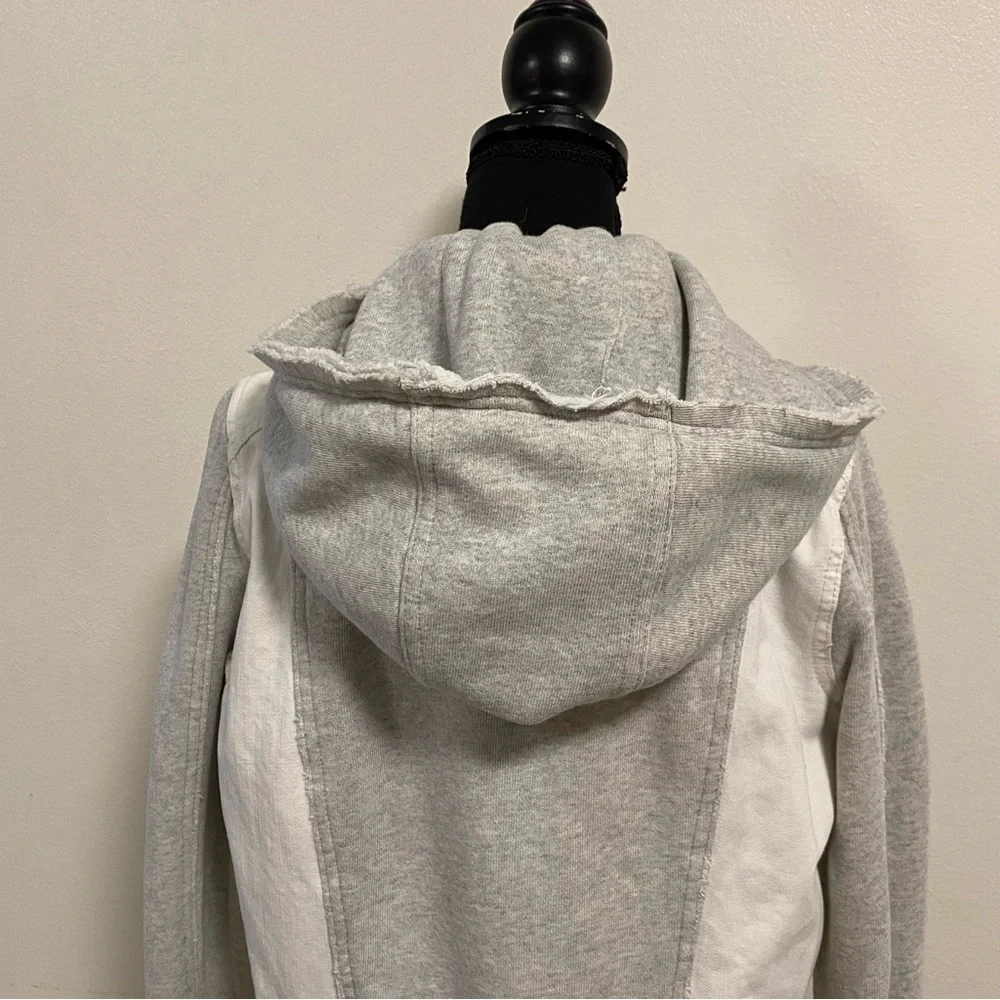 Free People Jacket Women’s Size Medium White Gray Sweater Jean hooded Jacket - Picture 9 of 16